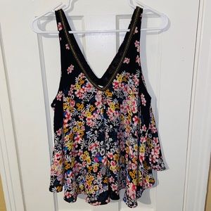 Floral Sleeveless Blouse